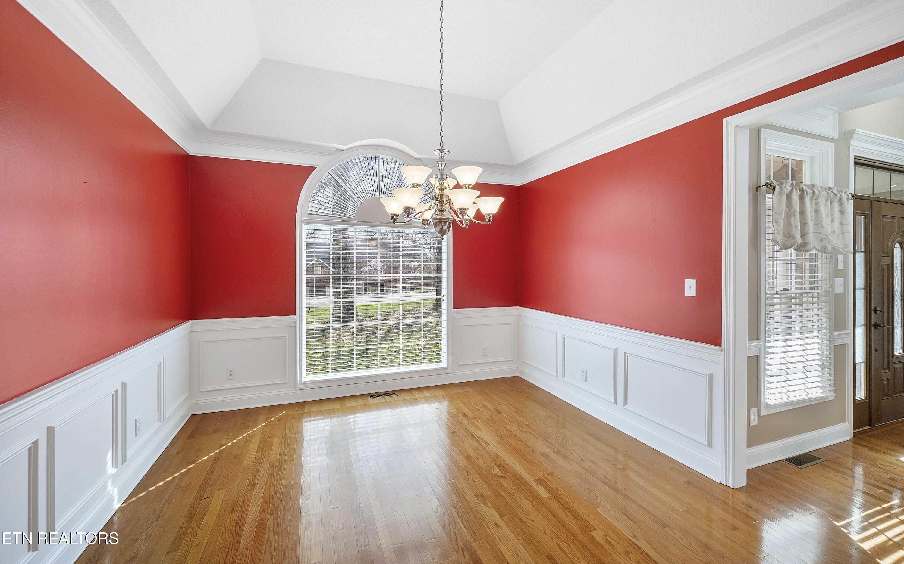225 Alpine Drive Clinton, TN 37716 - Photo 20 of 41 Formal Dining Room