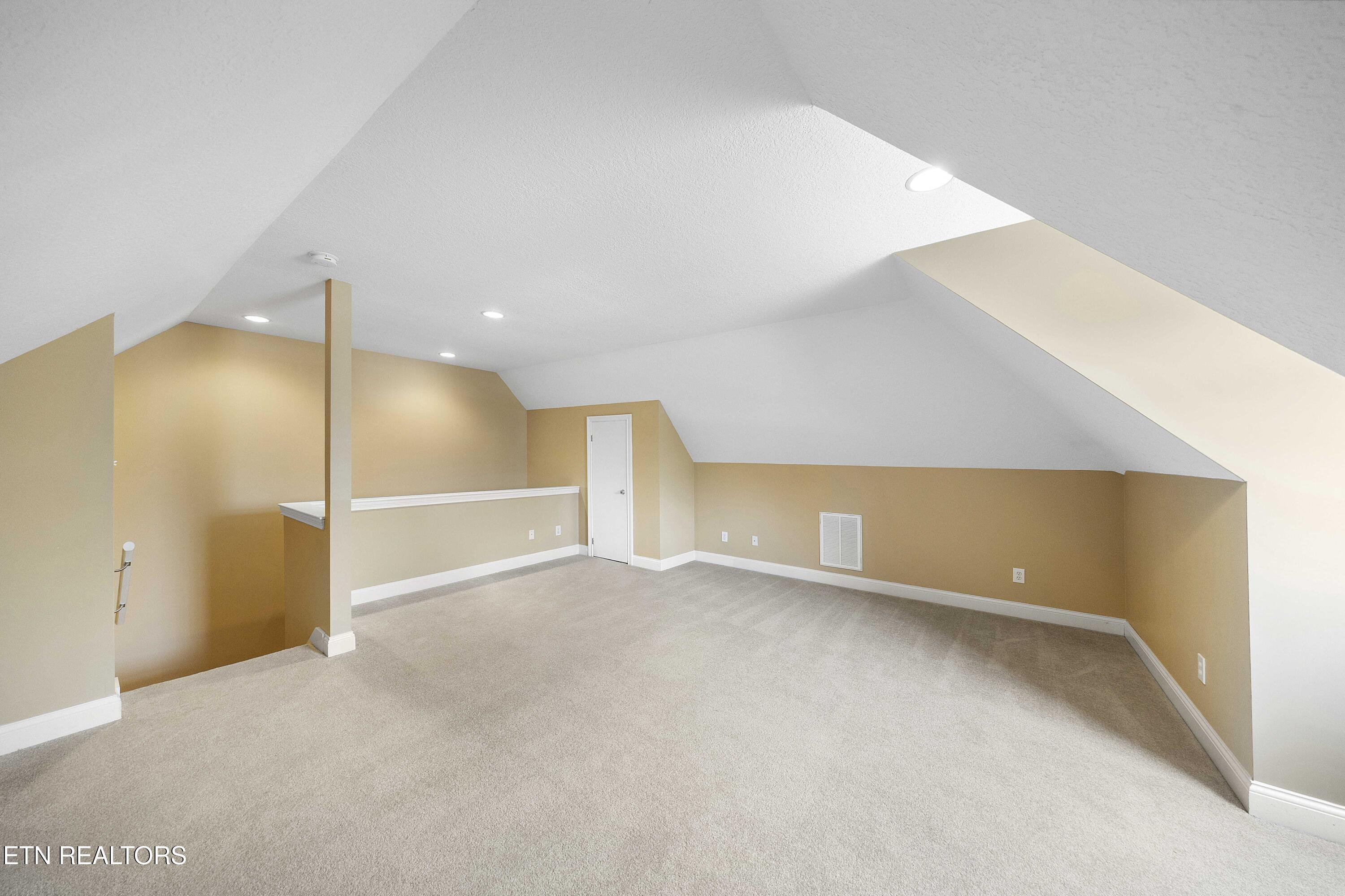 225 Alpine Drive Clinton, TN 37716 - Photo 33 of 41 Bonus Room