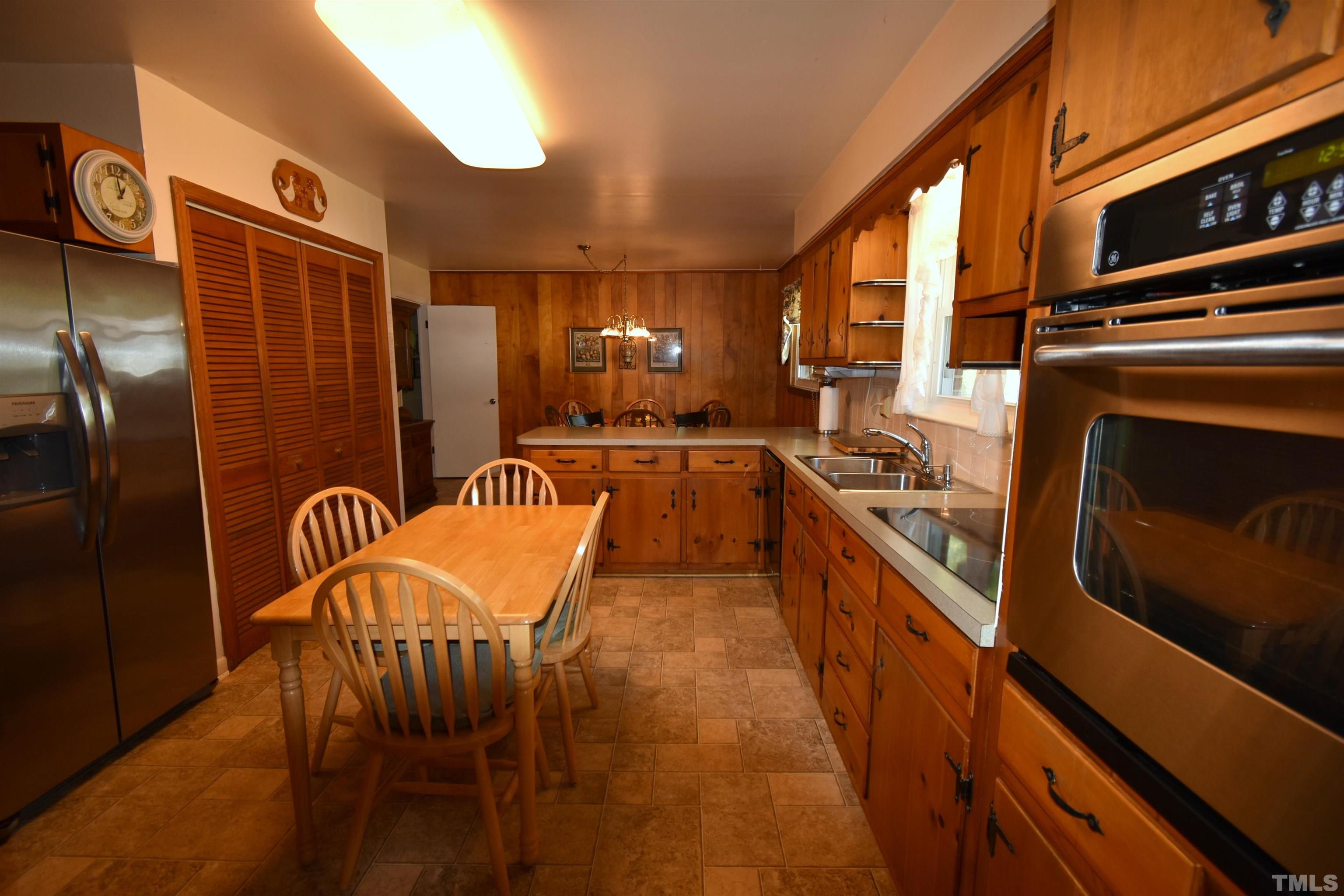2712 Fairlawn Road Durham, NC 27705 - Photo 16 of 29 Gallery Image 16