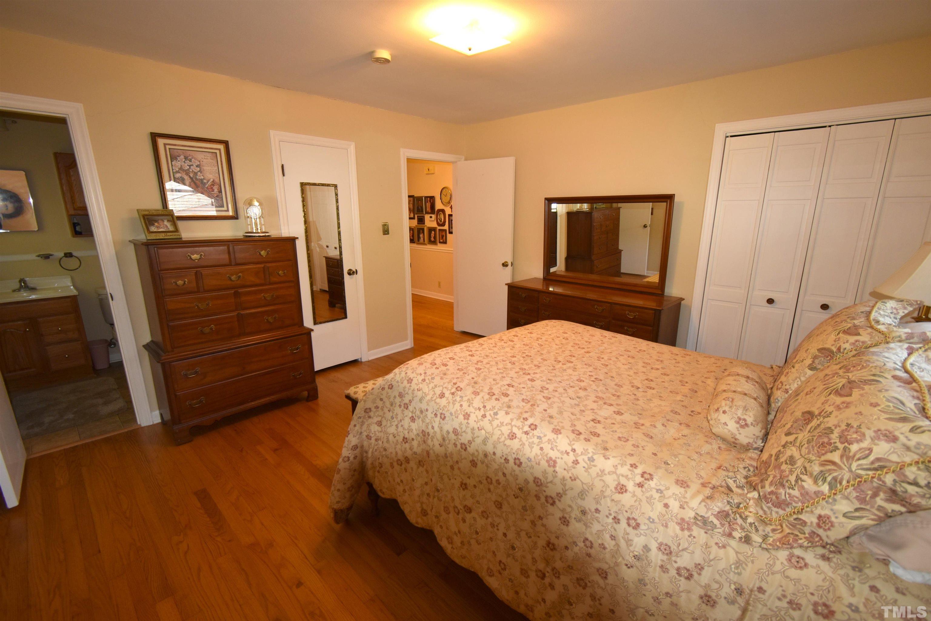 2712 Fairlawn Road Durham, NC 27705 - Photo 26 of 29 Gallery Image 26