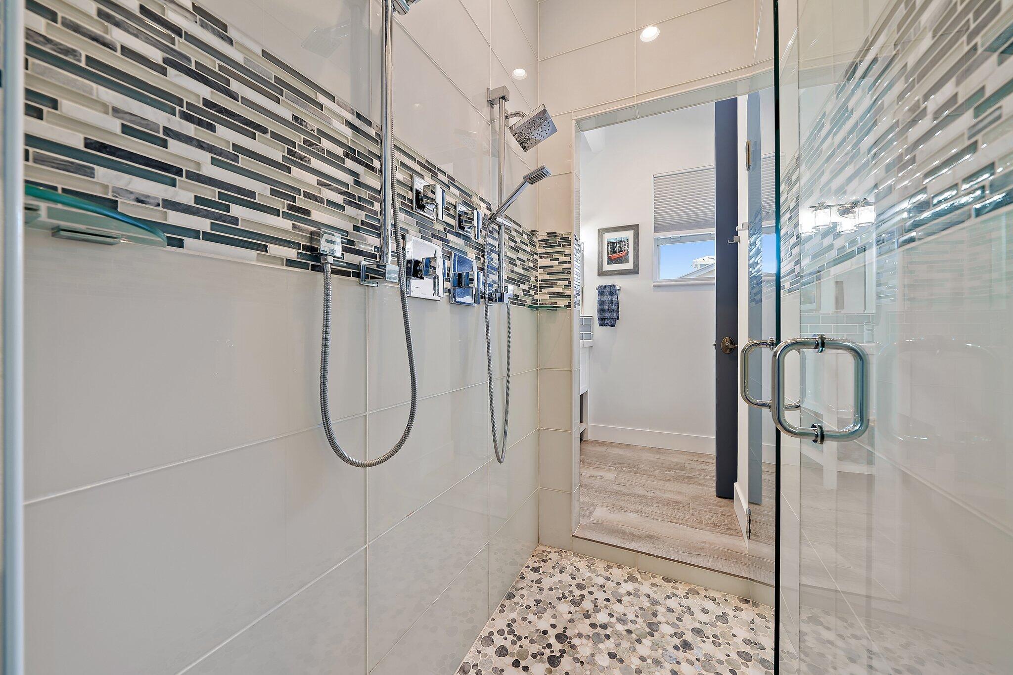 3443 Inlet Court Jupiter, FL 33469 - Photo 38 of 59 a bathroom with a shower