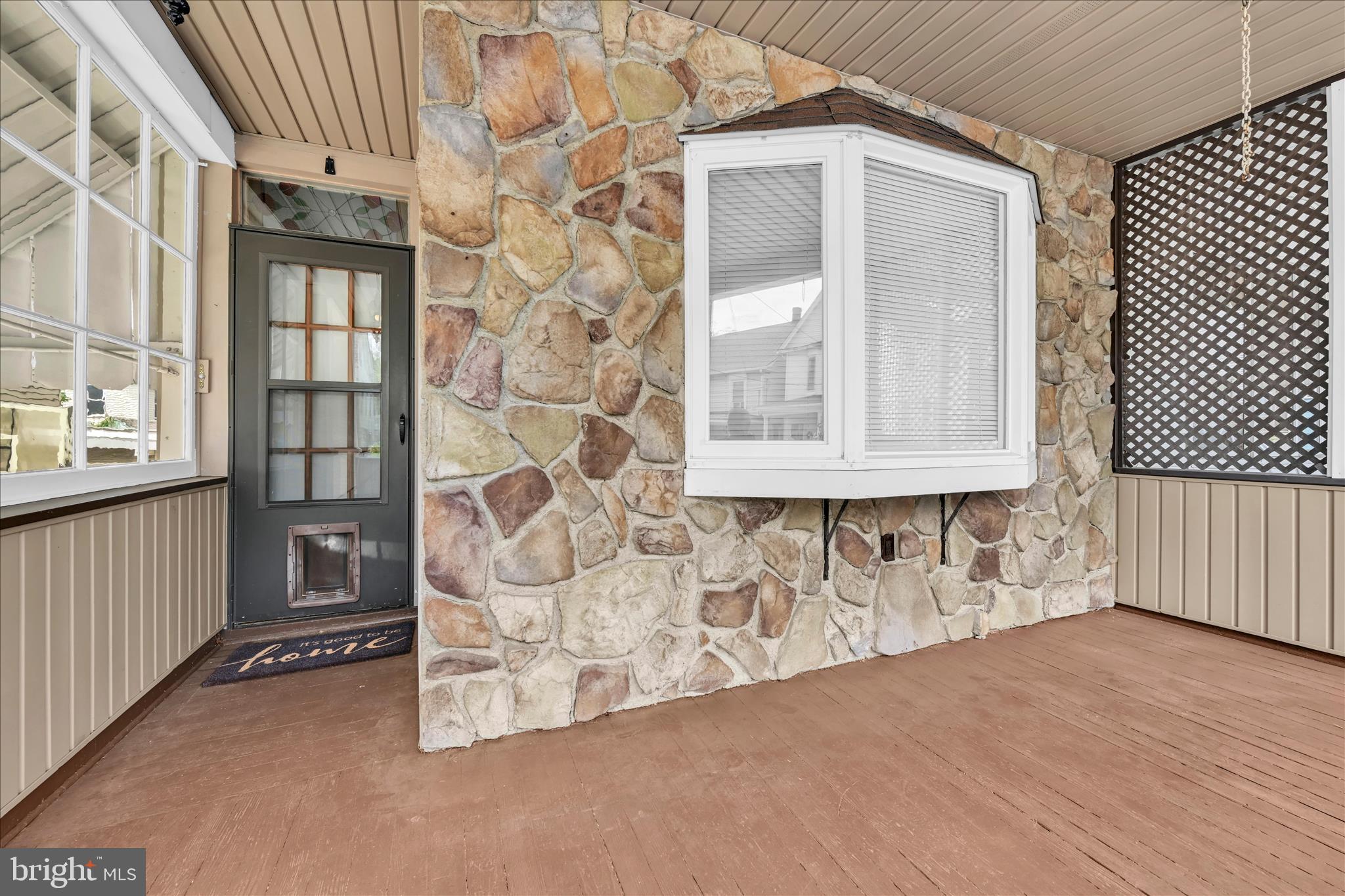 319 West Ridge Street Lansford, PA 18232 - Photo 5 of 30 Entrance
