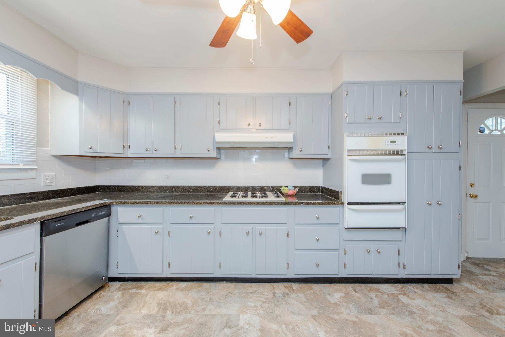 4015 Starbrook Road Randallstown, MD 21133 - Photo 9 of 38 Kitchen