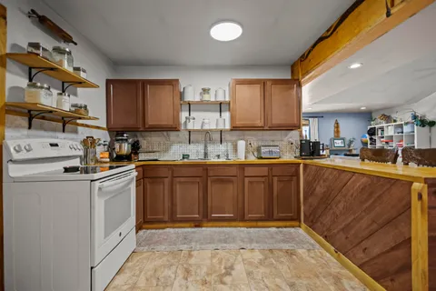 $215,000 | W5794 State Road 23, Princeton, WI 54968