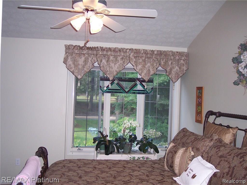 7508 Welle Road Brighton, MI 48116 - Photo 58 of 64 2004-06-08 16.59