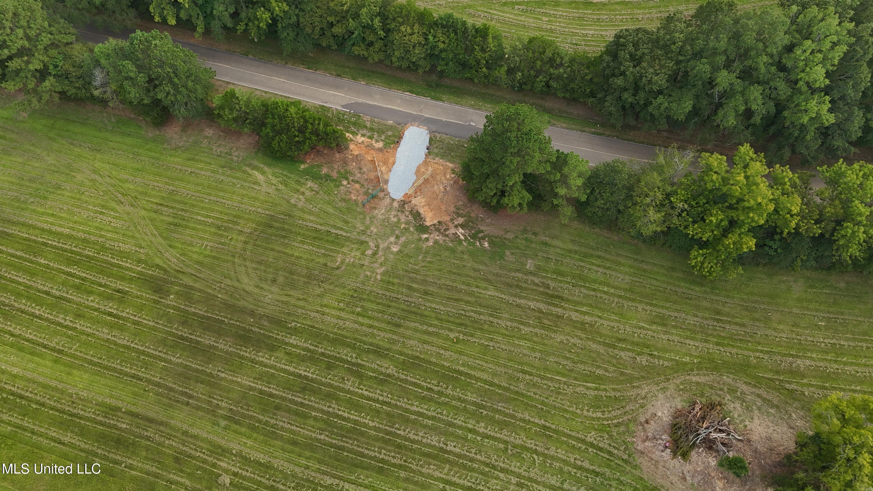 3 Sulphur Springs Road Canton, MS 39046 - Photo 12 of 16 dji_fly_20250905_170838_0345_17573668084