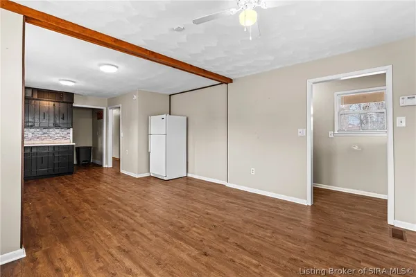 $210,000 | 217 Beckett Street, Jeffersonville, IN 47129