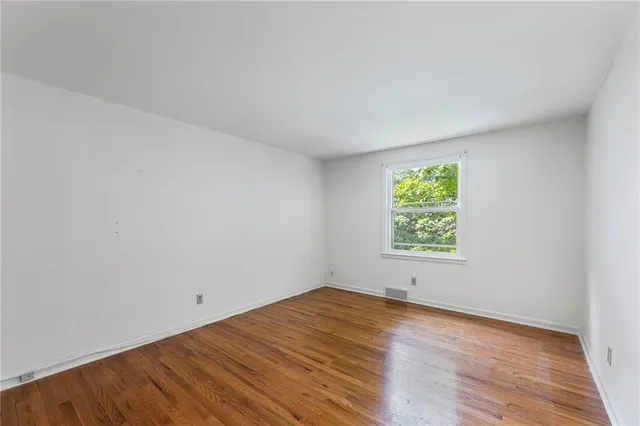 $369,000 | 9708 West 96th Terrace, Overland Park, KS 66212