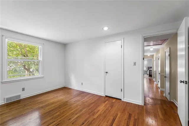 $369,000 | 9708 West 96th Terrace, Overland Park, KS 66212