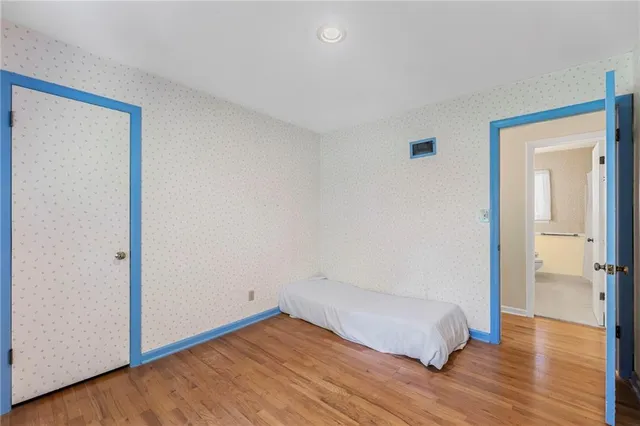 $369,000 | 9708 West 96th Terrace, Overland Park, KS 66212