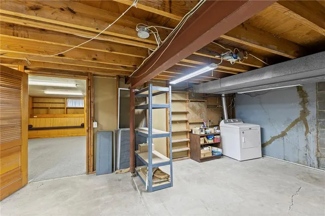 $369,000 | 9708 West 96th Terrace, Overland Park, KS 66212