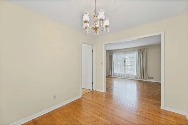 $369,000 | 9708 West 96th Terrace, Overland Park, KS 66212