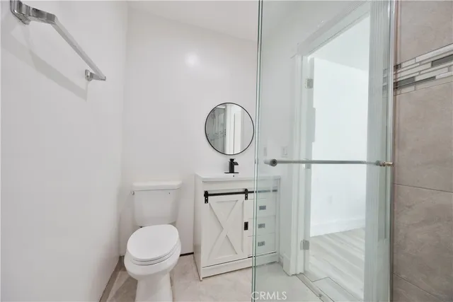 $1,920 | 19140 Hartland Street, Reseda, CA 91335