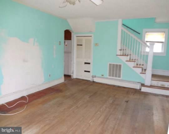 9212 Sharptown Road Laurel, DE 19956 - Photo 2 of 8 Living Room