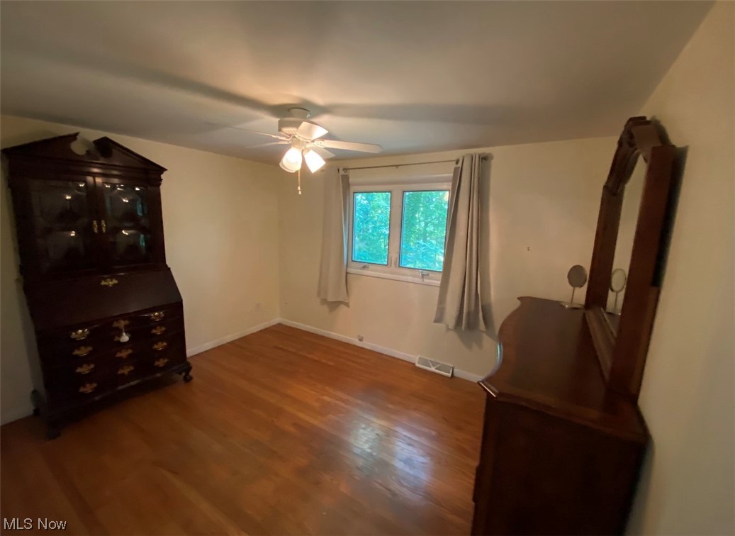 3574 Atherstone Road Cleveland, OH 44121 - Photo 16 of 35