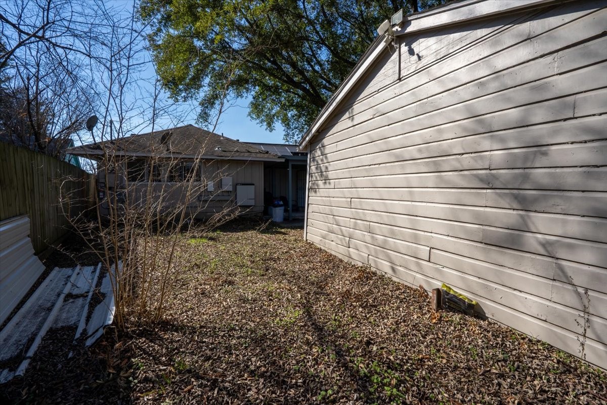 10601 Buffum Street Houston, TX 77051 - Photo 46 of 50 a view of a small house