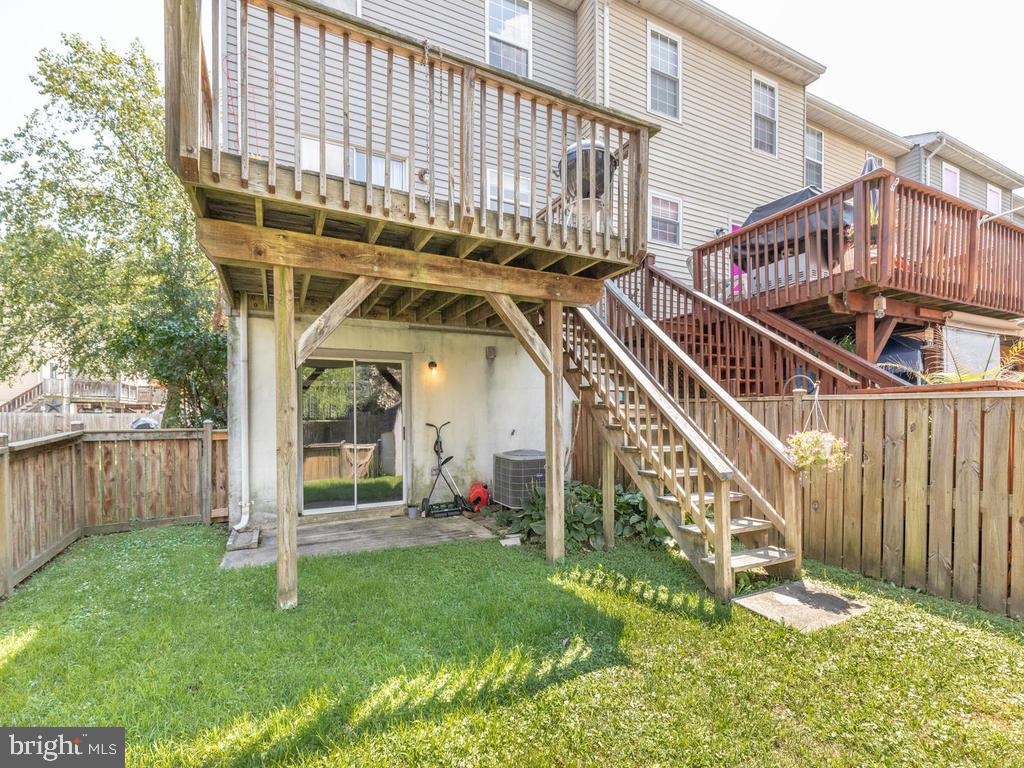 4078 Rustico Road Baltimore, MD 21220 - Photo 11 of 40 Deck has access to back yard