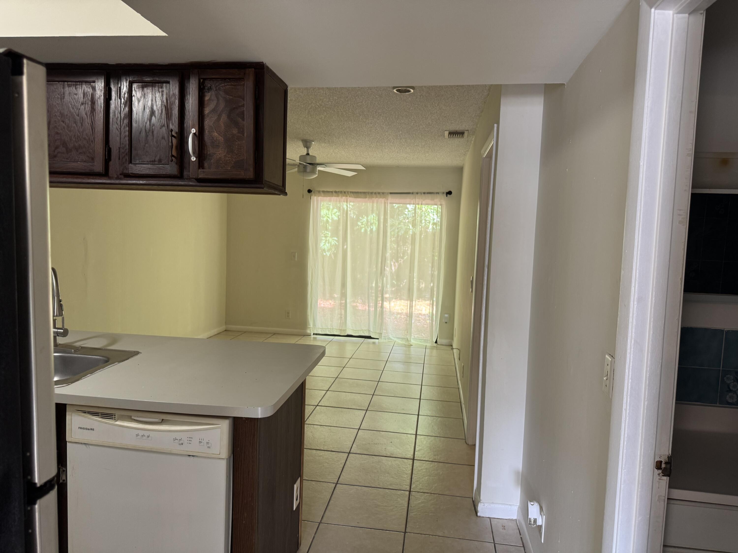 1119 Goldenrod Road, Unit 1119 Wellington, FL 33414 - Photo 6 of 16 IMG_3978