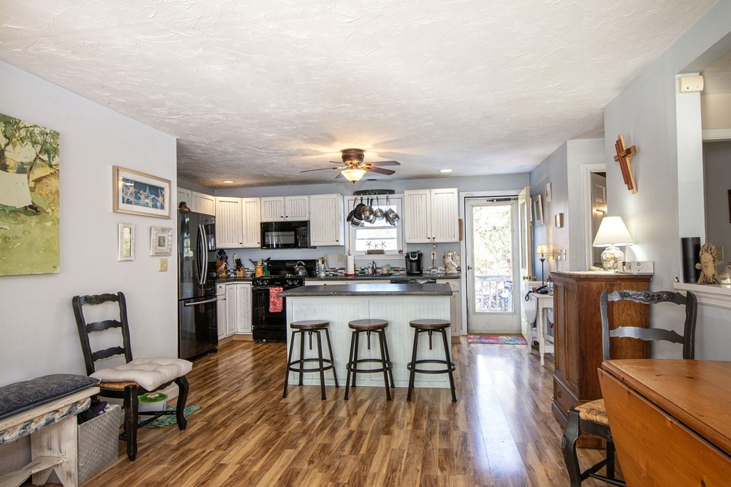130 Stockbridge Road, Unit 130 Scituate, MA 02066 - Photo 3 of 19 Gallery Image 3