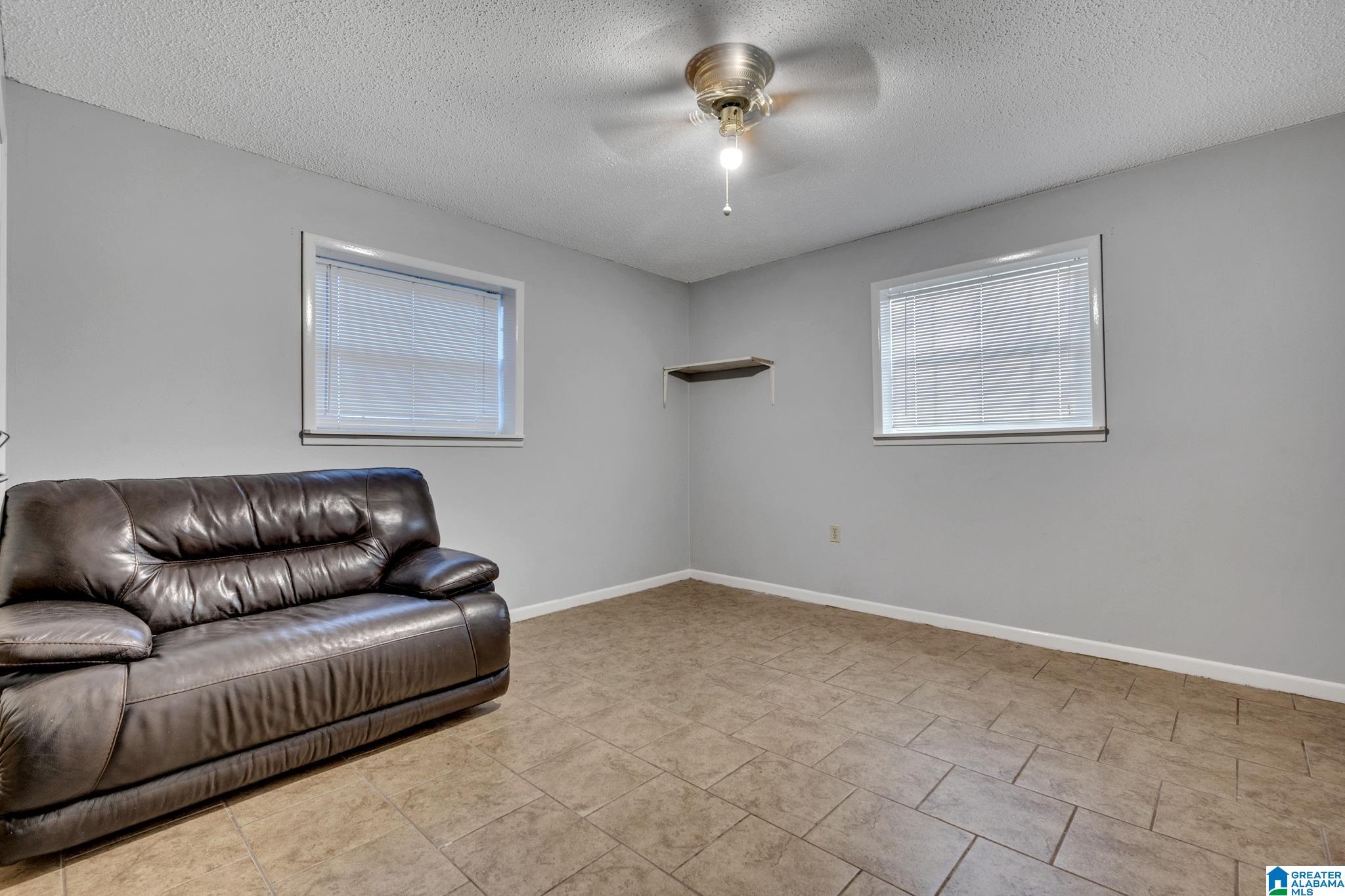 300 Baker Street Warrior, AL 35180 - Photo 36 of 44