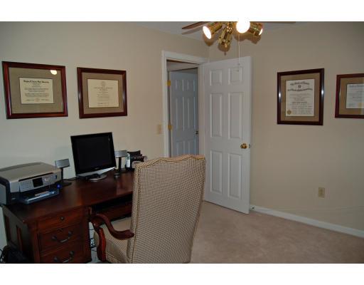 156 Willow Gate Rise Holliston, MA 01746 - Photo 13 of 24 Gallery Image 13