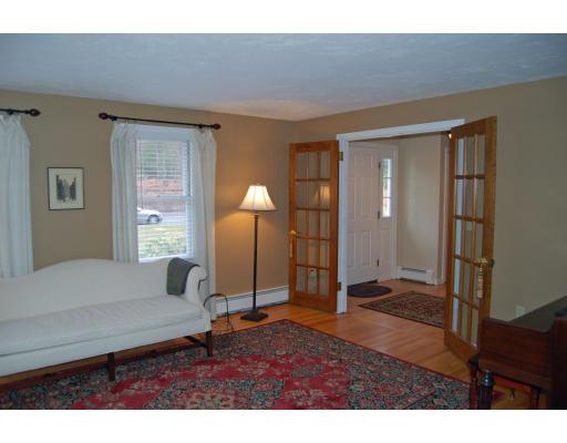 156 Willow Gate Rise Holliston, MA 01746 - Photo 9 of 24 Gallery Image 9