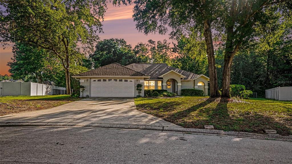 6607 Southeast 11th Loop Ocala, FL 34472 - Photo 1 of 40