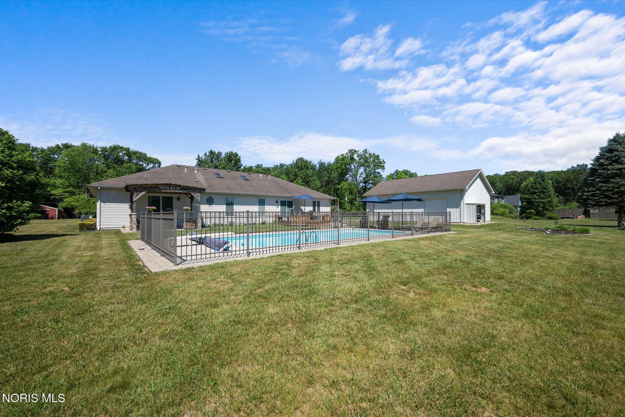 6851 Berridge Road Whitehouse, OH 43571 - Photo 27 of 39 Gallery Image 27