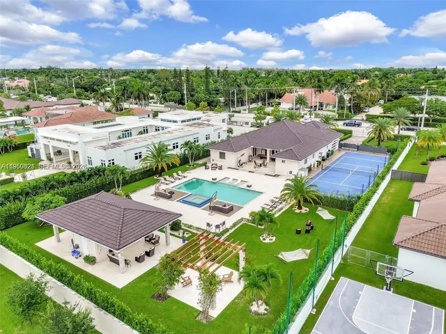 $3,250,000 | 433 Northwest 127th Avenue, Miami, FL 33182