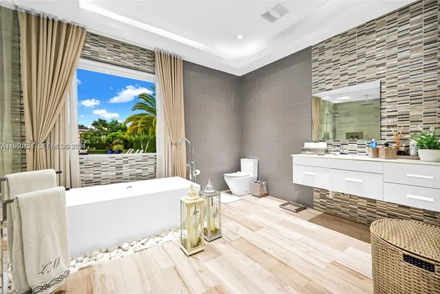 $3,250,000 | 433 Northwest 127th Avenue, Miami, FL 33182