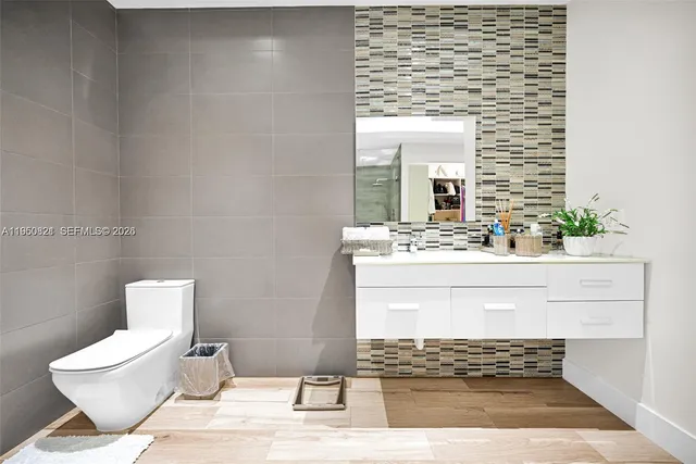 $3,250,000 | 433 Northwest 127th Avenue, Miami, FL 33182