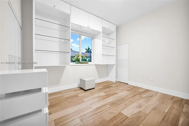 $3,250,000 | 433 Northwest 127th Avenue, Miami, FL 33182