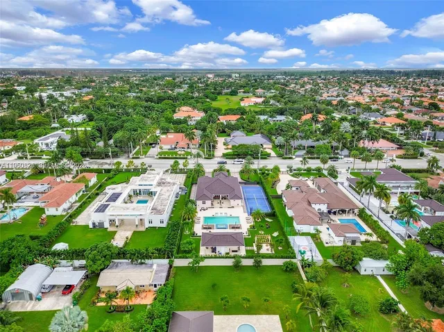 $3,250,000 | 433 Northwest 127th Avenue, Miami, FL 33182