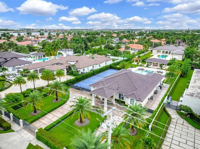 $3,250,000 | 433 Northwest 127th Avenue, Miami, FL 33182