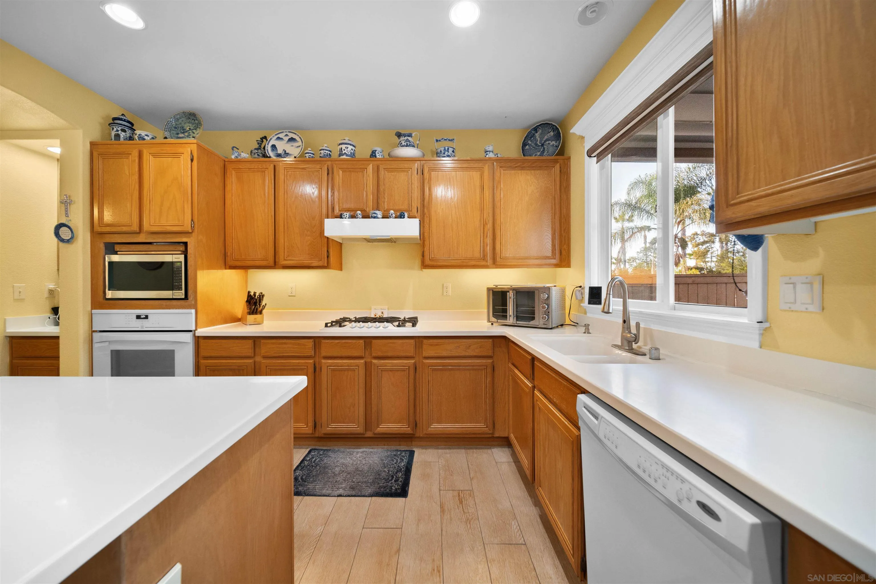 1595 Pleasanton Road Chula Vista, CA 91913 - Photo 13 of 32 Gallery Image 13