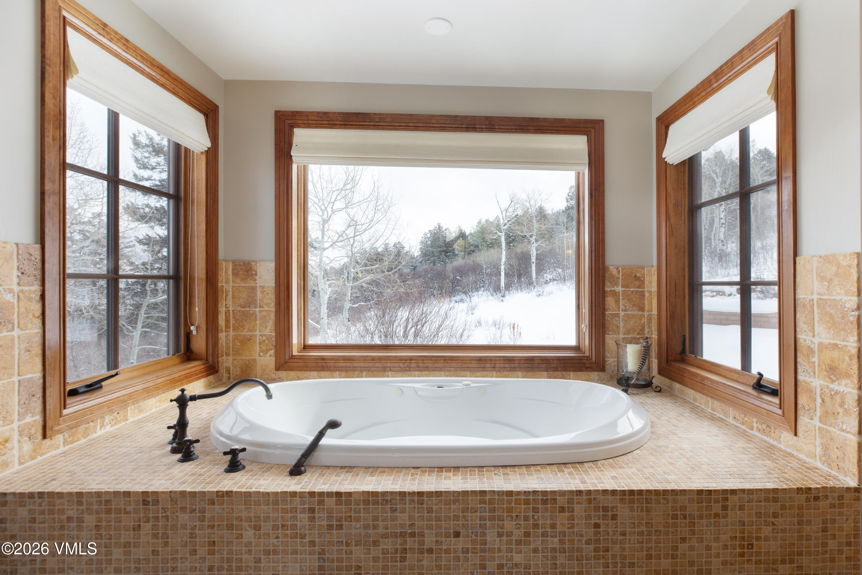 325 Jouflas Ranch Road Wolcott, CO 81655 - Photo 13 of 25 325_jouflas_interior_master_bath_a