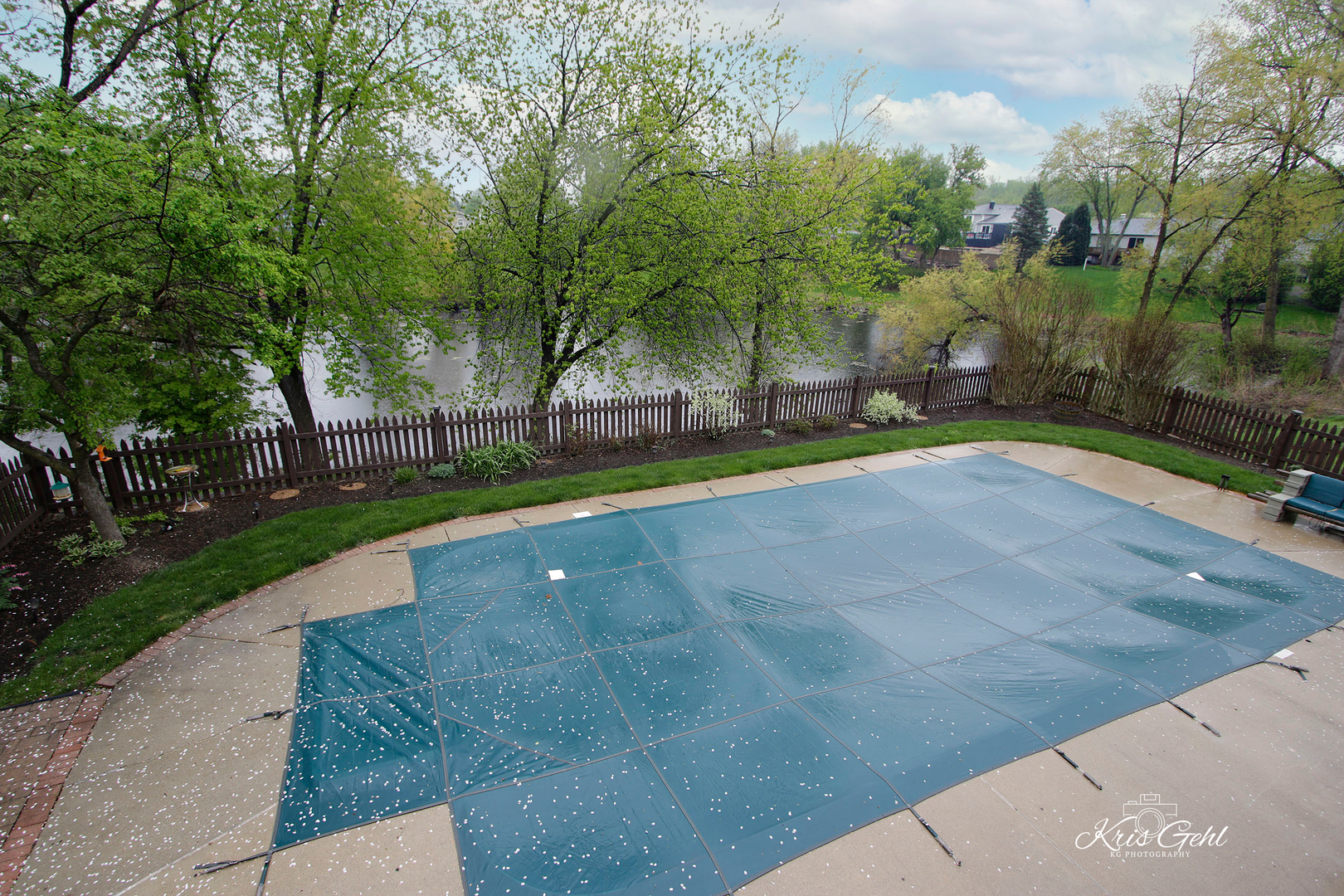 Undisclosed Address Lindenhurst, IL 60046 - Photo 11 of 32 a view of a park with large trees