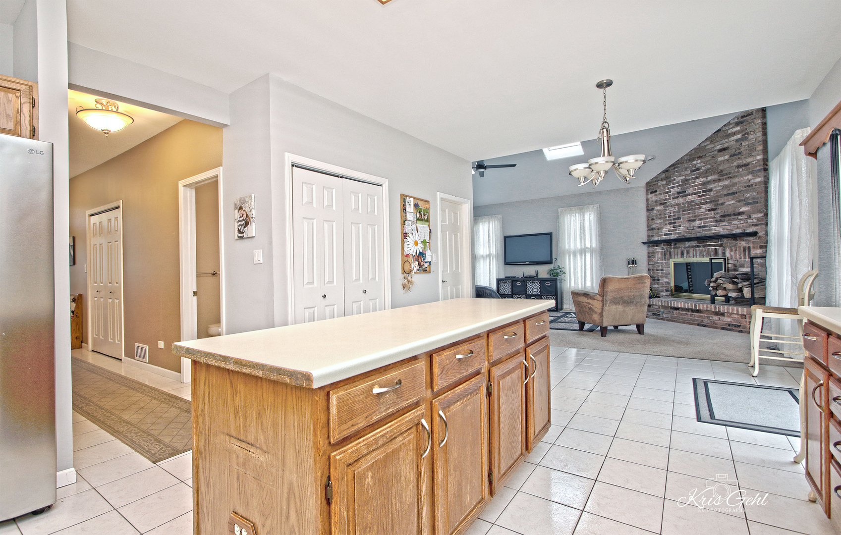 Undisclosed Address Lindenhurst, IL 60046 - Photo 7 of 32 a large white kitchen with a large window