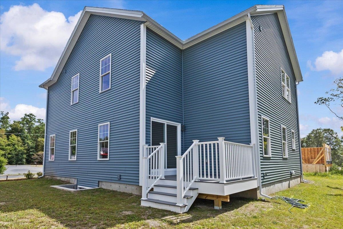 32 Walters Way Colchester, VT 05446 - Photo 3 of 38