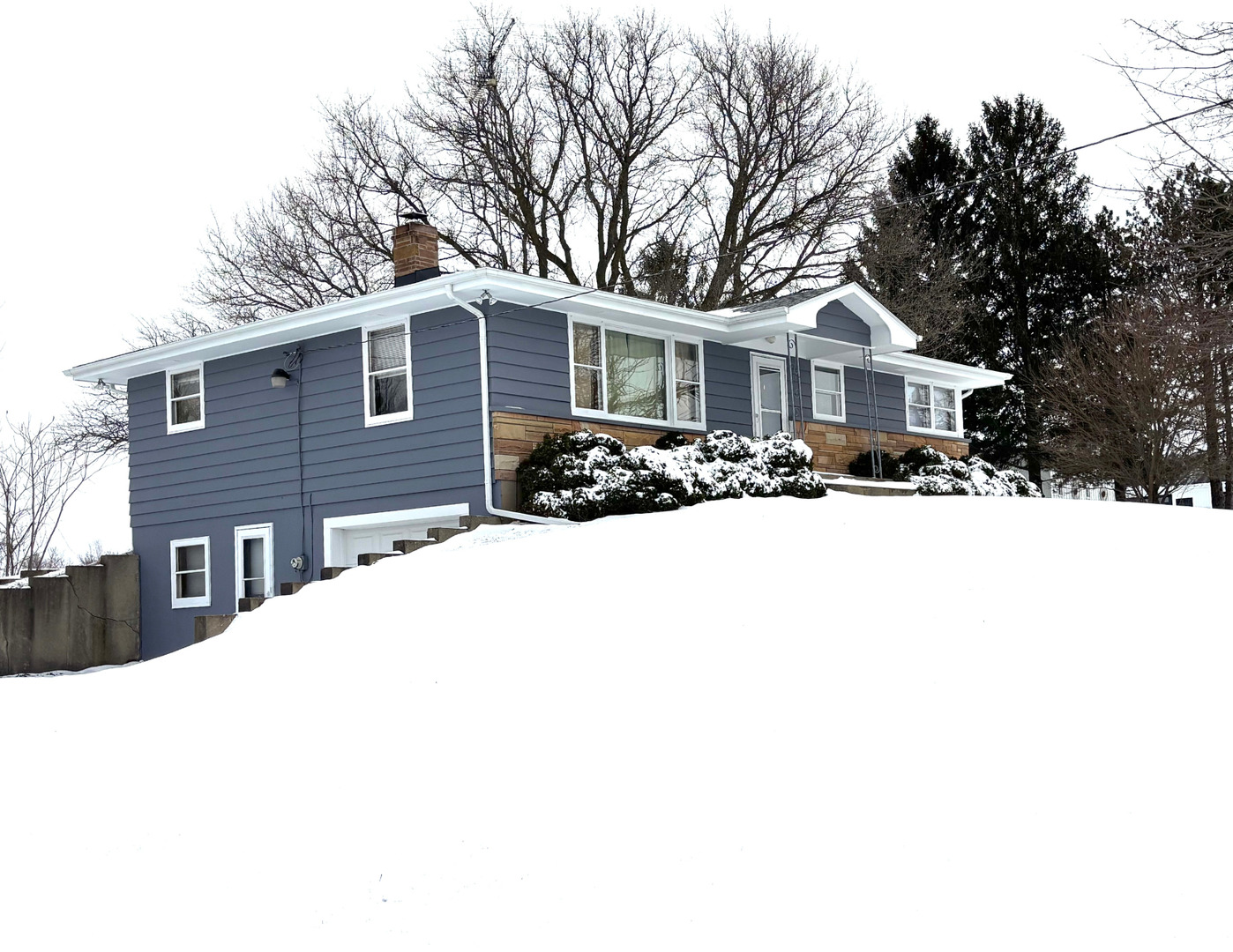 2208 Stieg Road Woodstock, IL 60098 - Photo 2 of 16