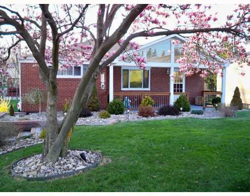 563 Beatty Road Monroeville, PA 15146 - Photo 1 of 17 Exterior Front. OUtstanding home, nothing to do but move in.