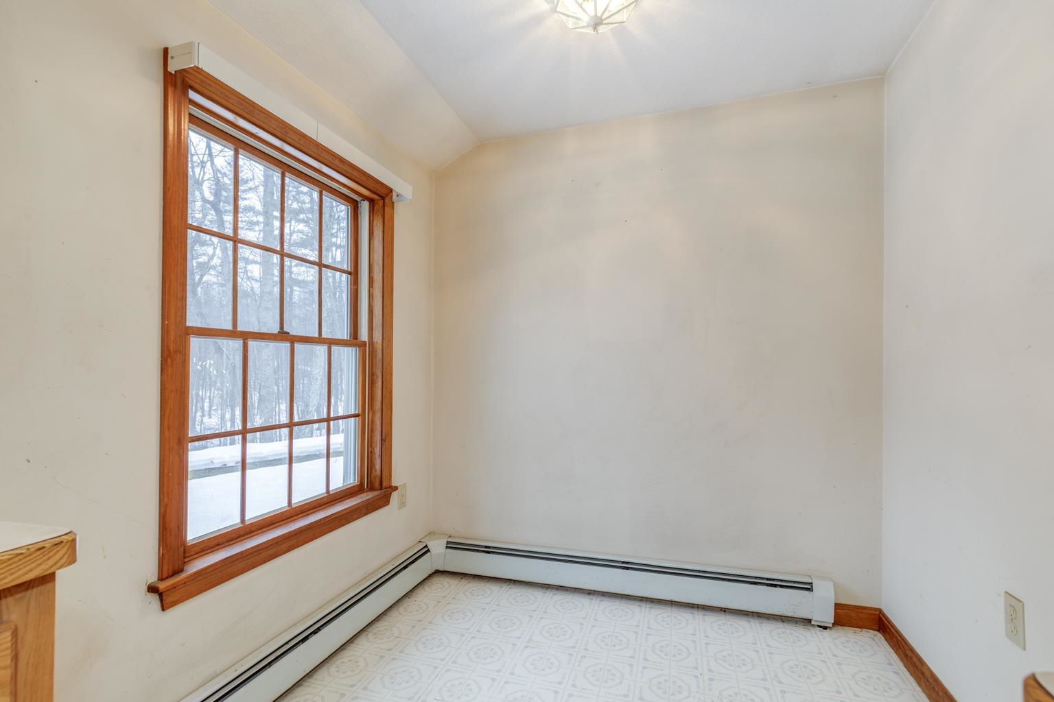 26 Phillips Road Sandown, NH 03873 - Photo 10 of 36 Gallery Image 10