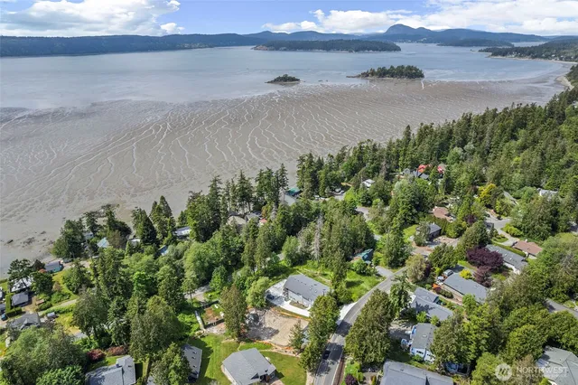 $4,625 | 726 Shelter Bay Drive, La Conner, WA 98257