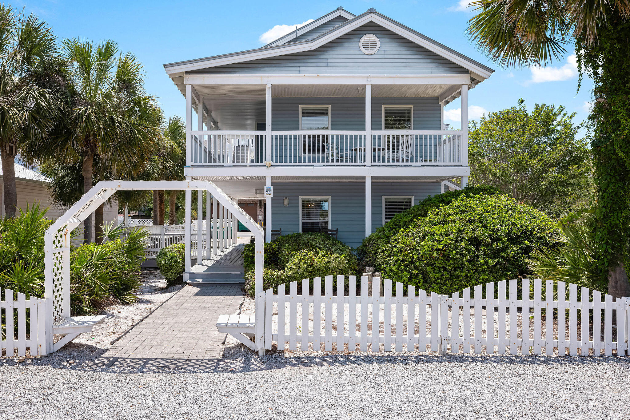 91 Matthew Boulevard Destin, FL 32541 - Photo 13 of 85 front view of a house