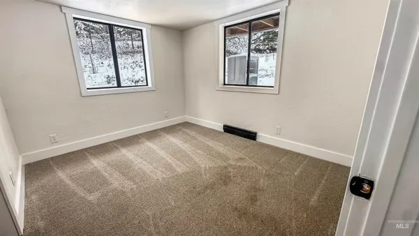 $449,900 | 5 Pump House Road, Garden Valley, ID 83622