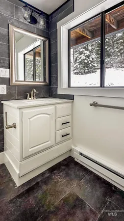 $449,900 | 5 Pump House Road, Garden Valley, ID 83622