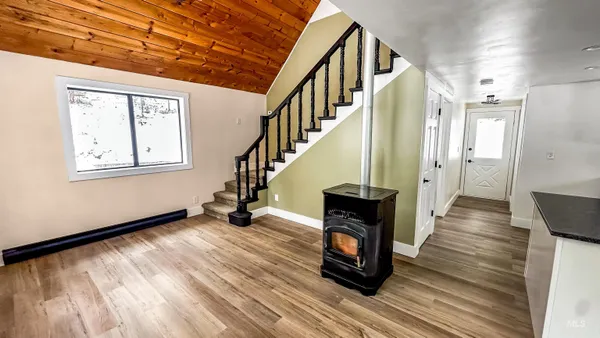 $449,900 | 5 Pump House Road, Garden Valley, ID 83622