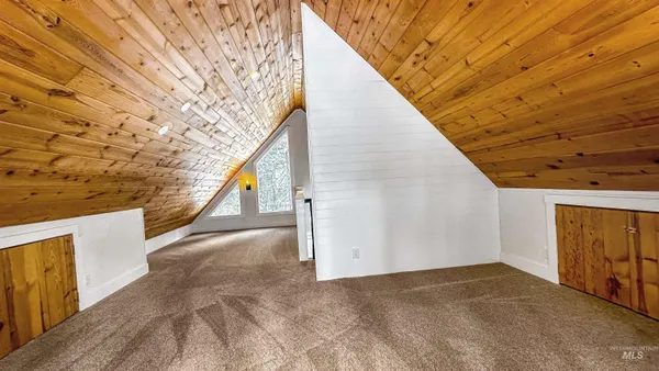 $449,900 | 5 Pump House Road, Garden Valley, ID 83622