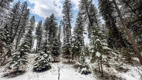 $449,900 | 5 Pump House Road, Garden Valley, ID 83622