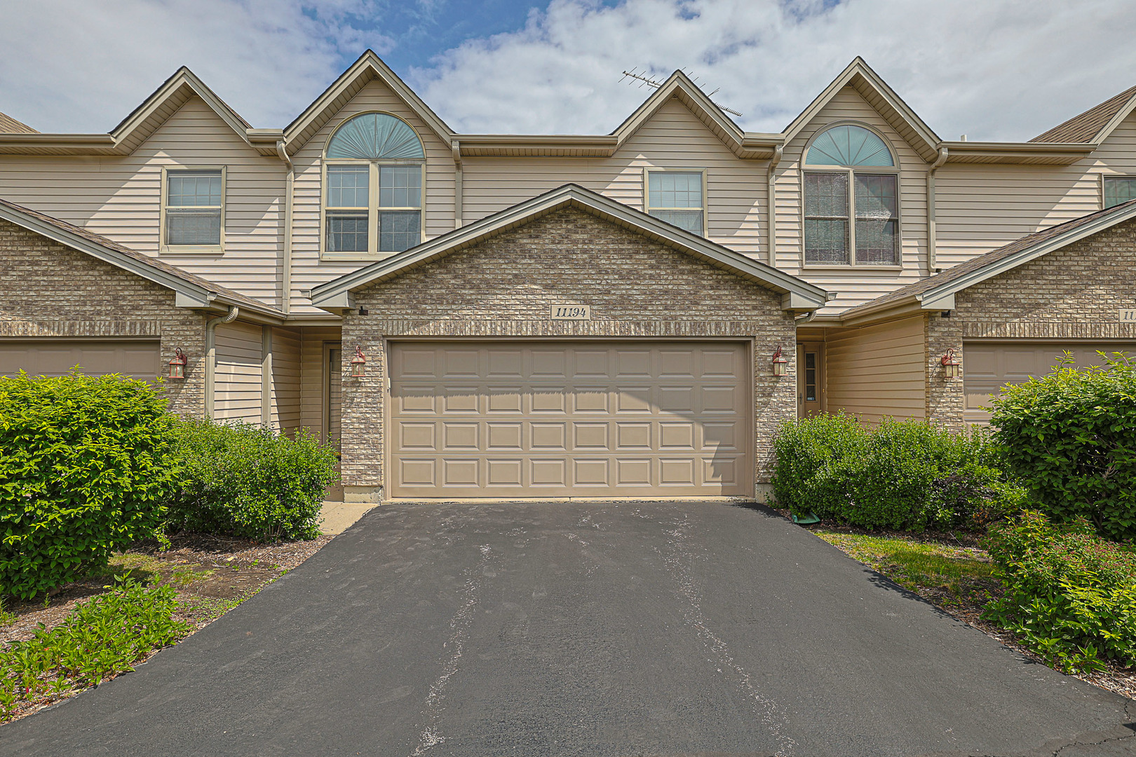 11194 West Algonquin Road, Unit 11194 Huntley, IL 60142 - Photo 1 of 41